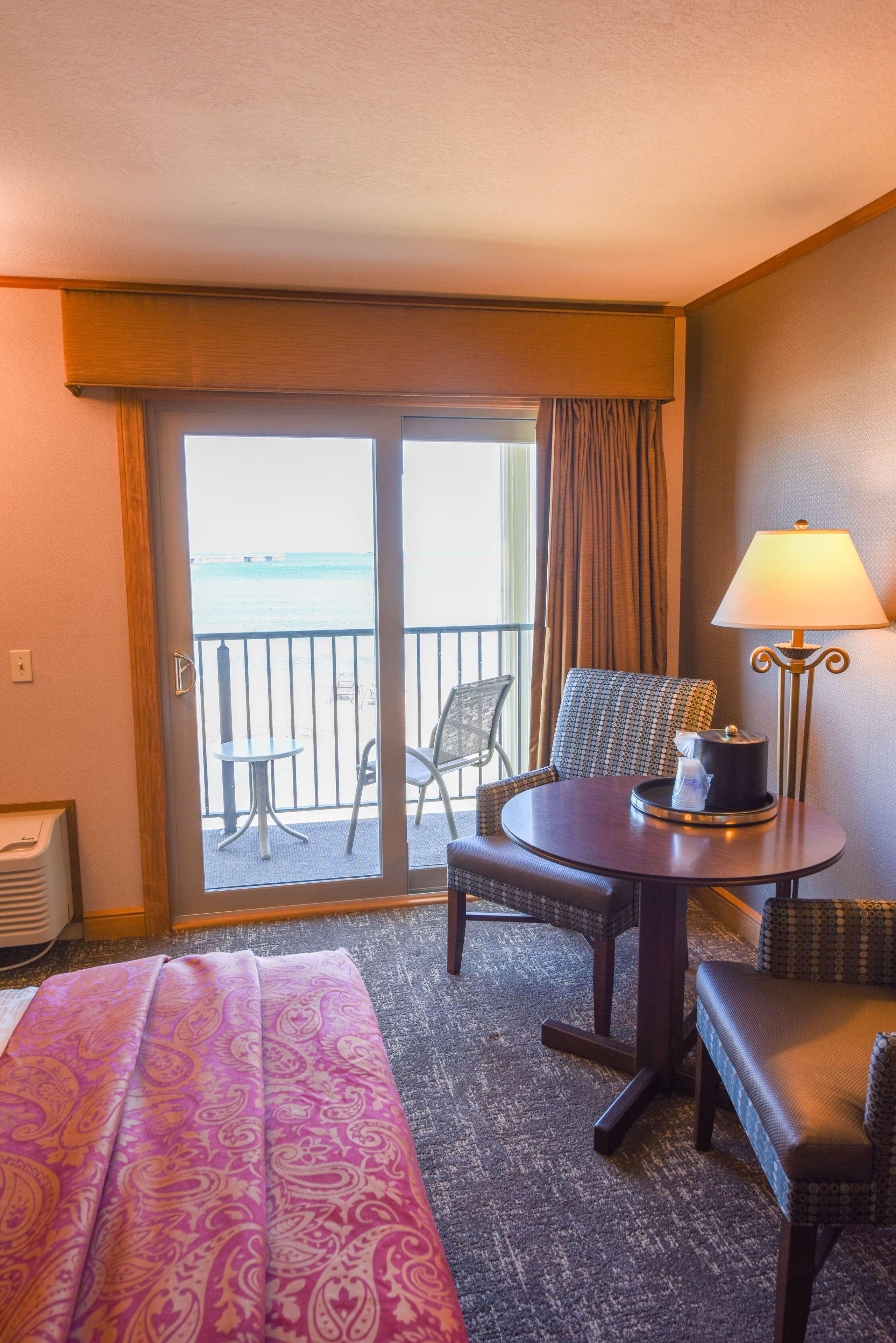 Best Western Plus Dockside Waterfront Inn Mackinaw City Eksteriør bilde