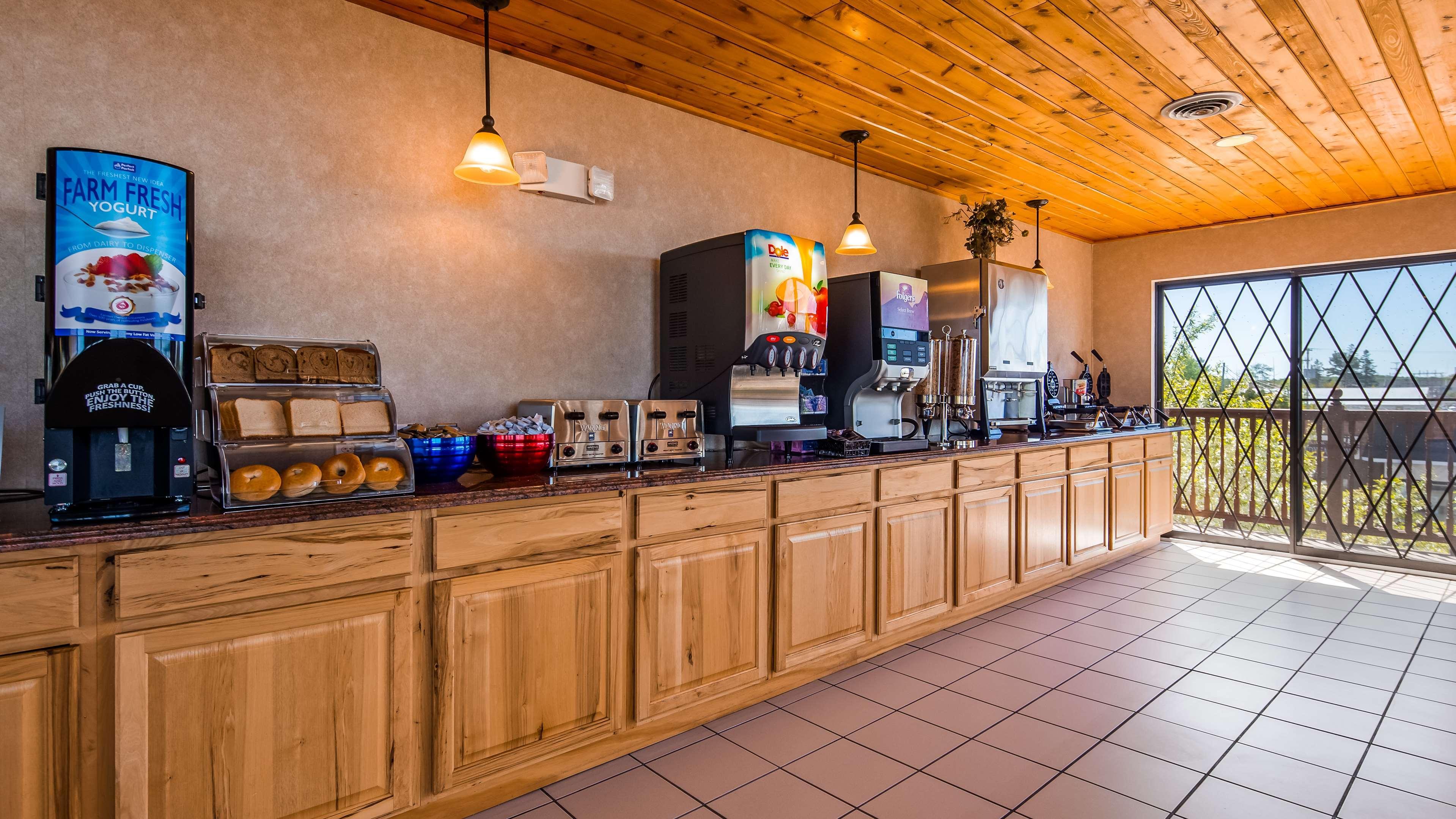 Best Western Plus Dockside Waterfront Inn Mackinaw City Eksteriør bilde