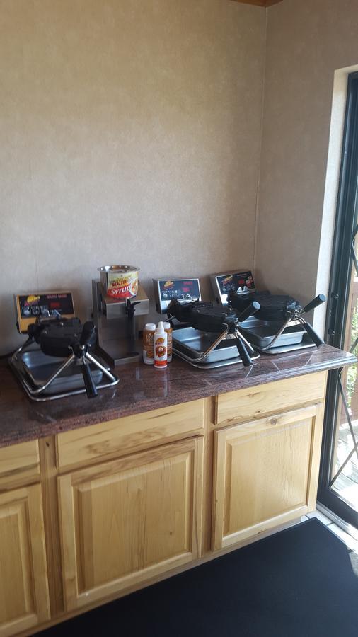 Best Western Plus Dockside Waterfront Inn Mackinaw City Eksteriør bilde