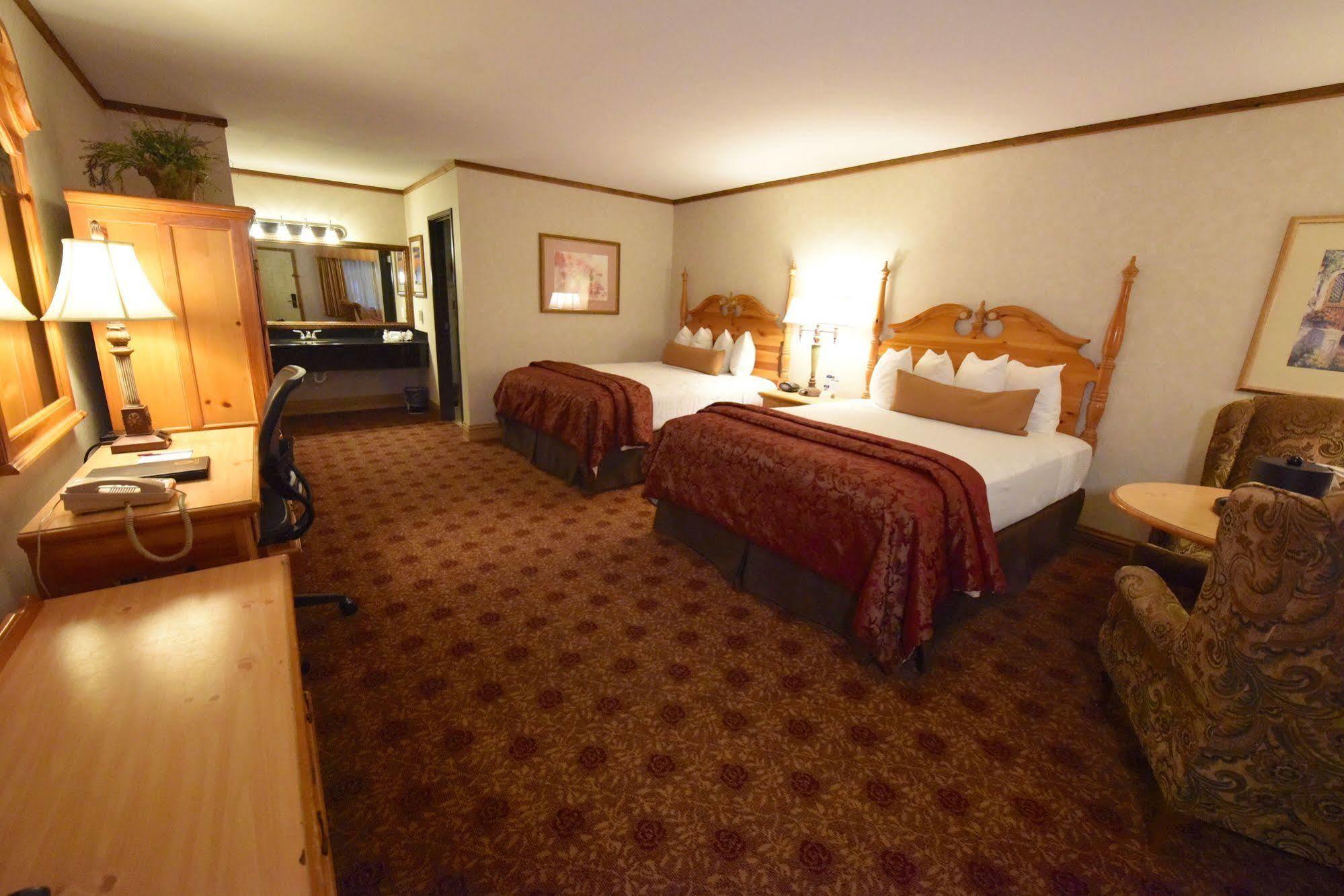 Best Western Plus Dockside Waterfront Inn Mackinaw City Eksteriør bilde