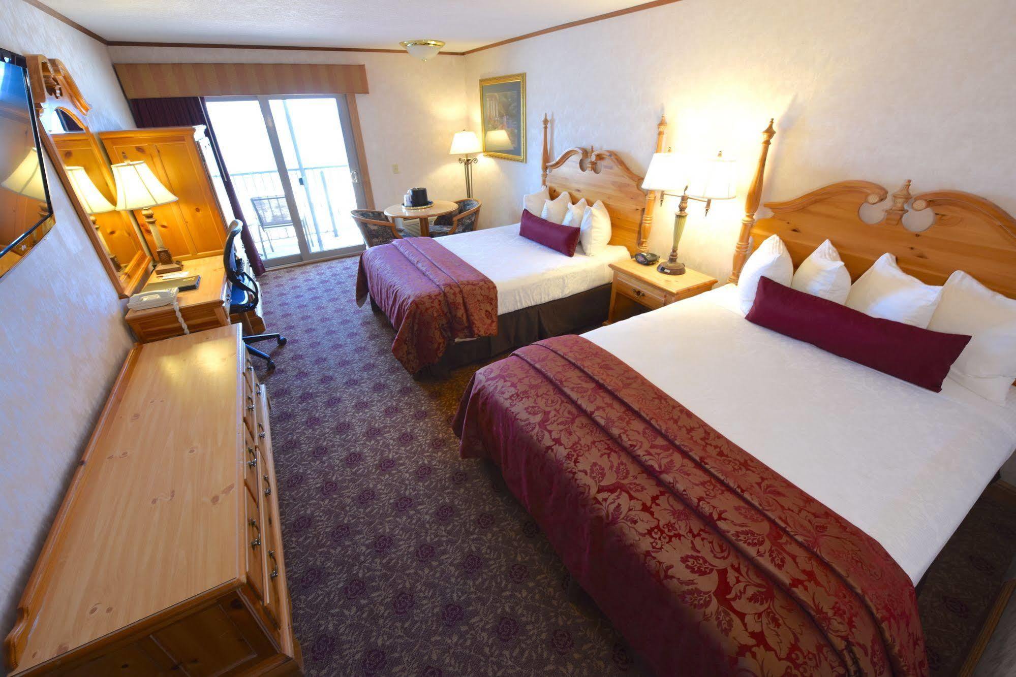 Best Western Plus Dockside Waterfront Inn Mackinaw City Eksteriør bilde